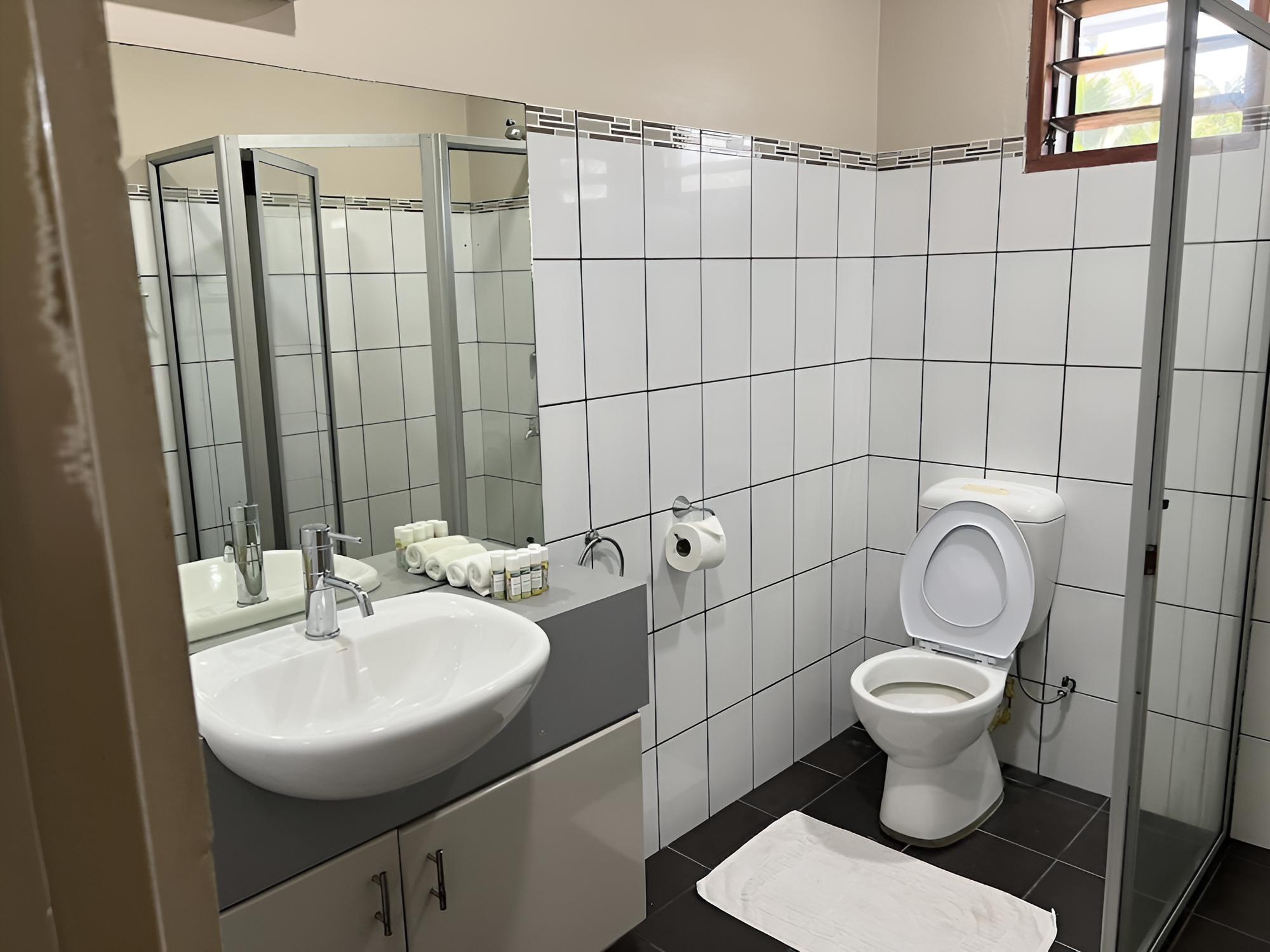 Exclusive Apartment, 3 Bedrooms, Balcony, Garden View photo 9