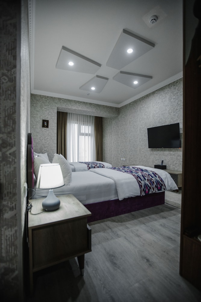 Standard Room - Photo 11