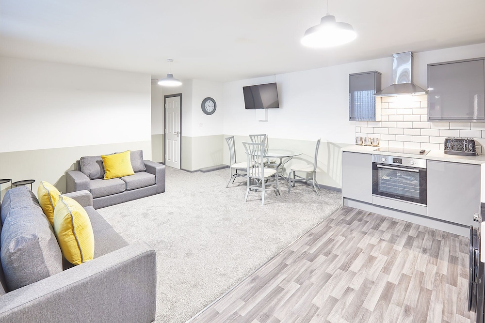 Apartment photo 3