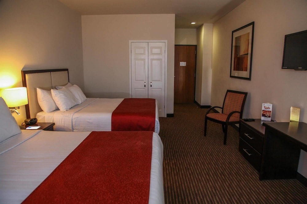 Standard Double Room, City View