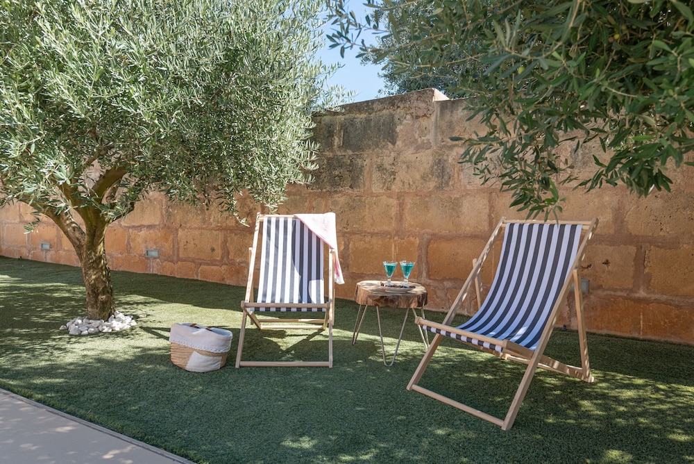 Villa photo 2
