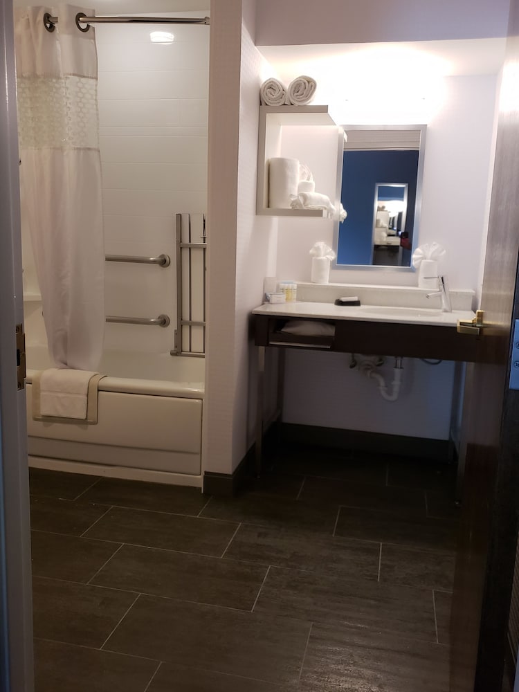 Hampton Inn & Suites Newtown, 사진 5
