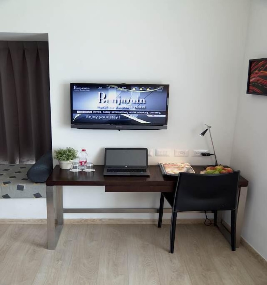 Deluxe Double or Twin Room, 1 Bedroom, Sea View photo 2