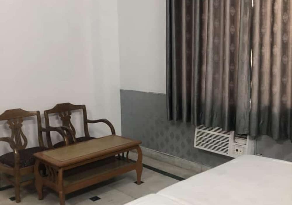 Family Twin Room