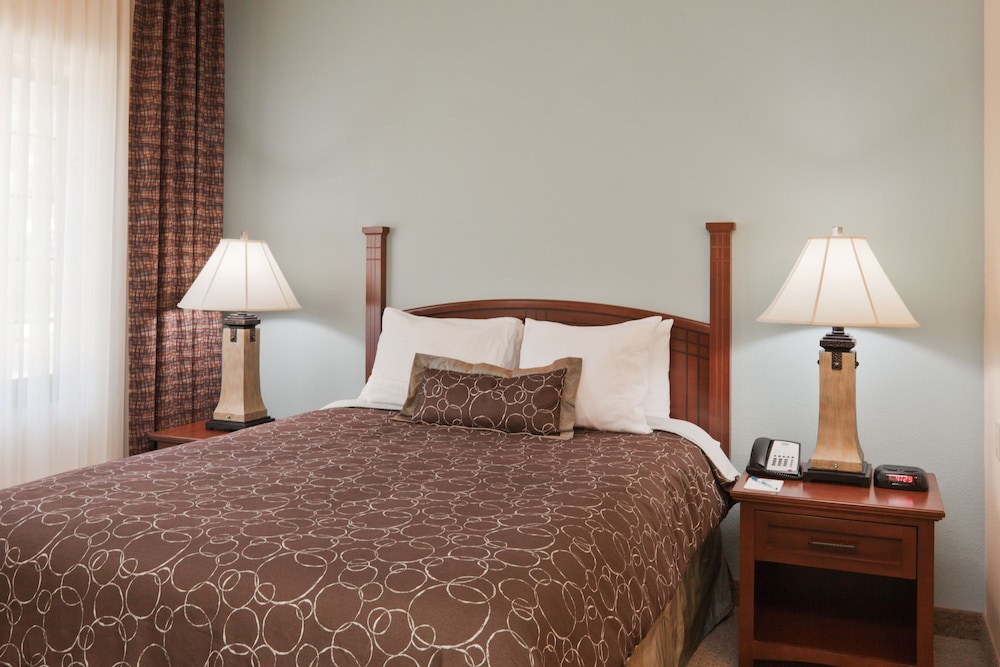 Room, 1 Queen Bed, Accessible, Kitchen (Communications, Mobility) - Photo 5