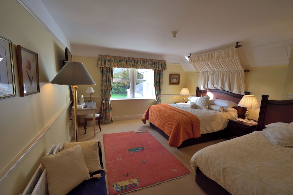 Double or Twin Room - Photo 9