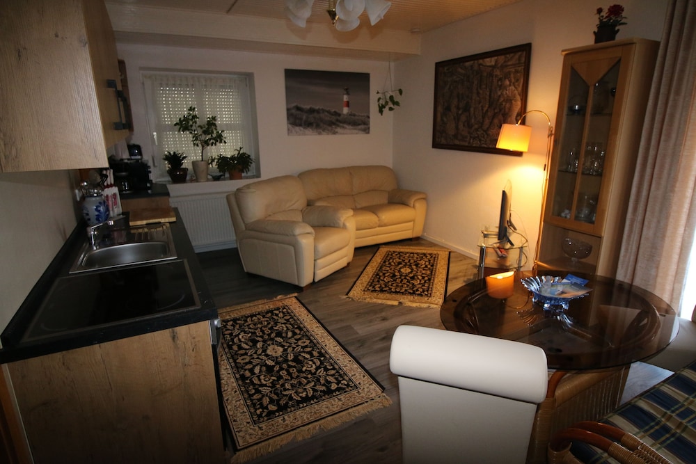 Apartment, Ground Floor photo 1