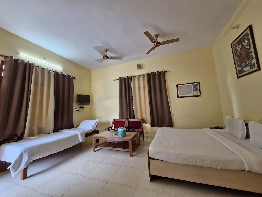 Deluxe Room - Photo 8