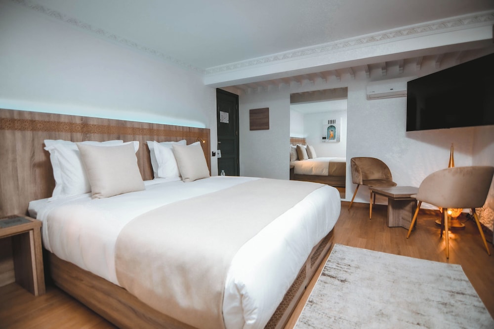 Standard Room photo 3
