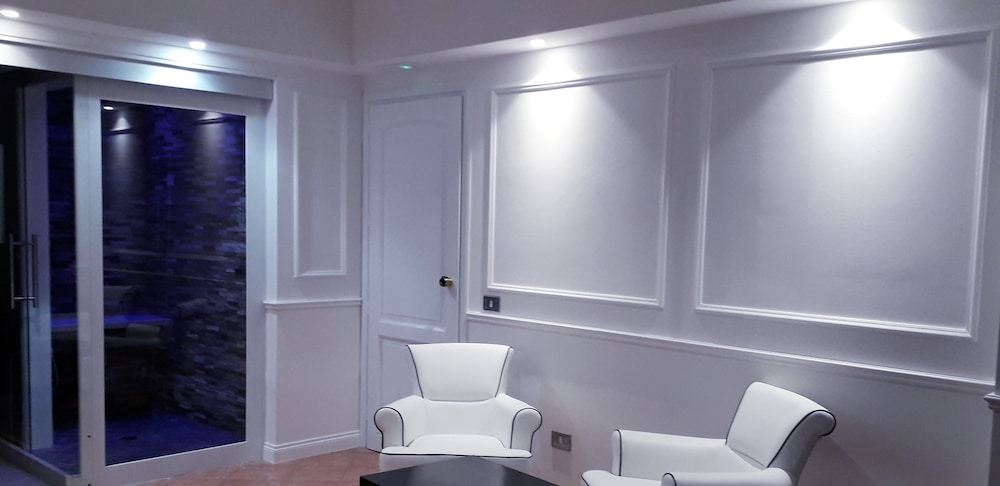 Deluxe Suite, 1 Bedroom, City View photo 2