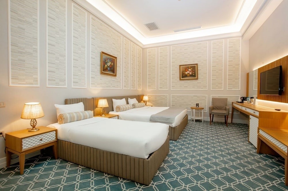 Budget Double Room ( No Window ) - Photo 1