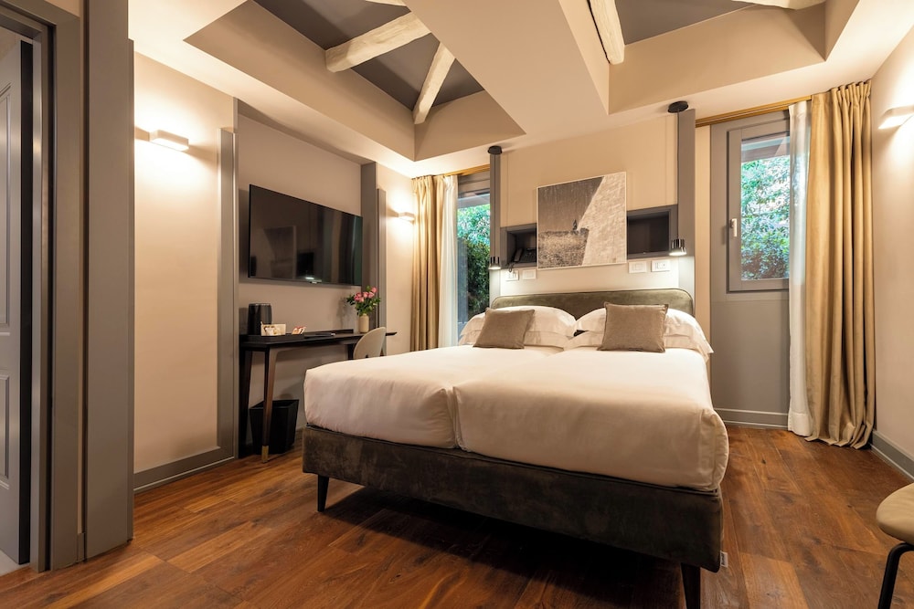 Classic Double Room (Hollywood style) photo 2