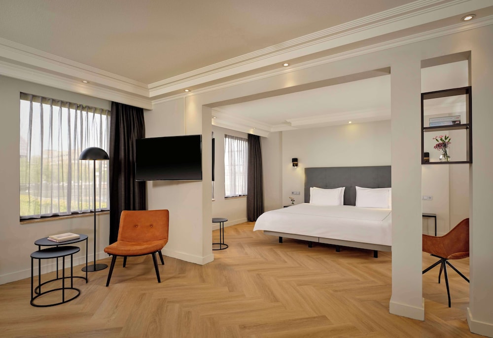 Deluxe Suite, 1 Bedroom photo 1