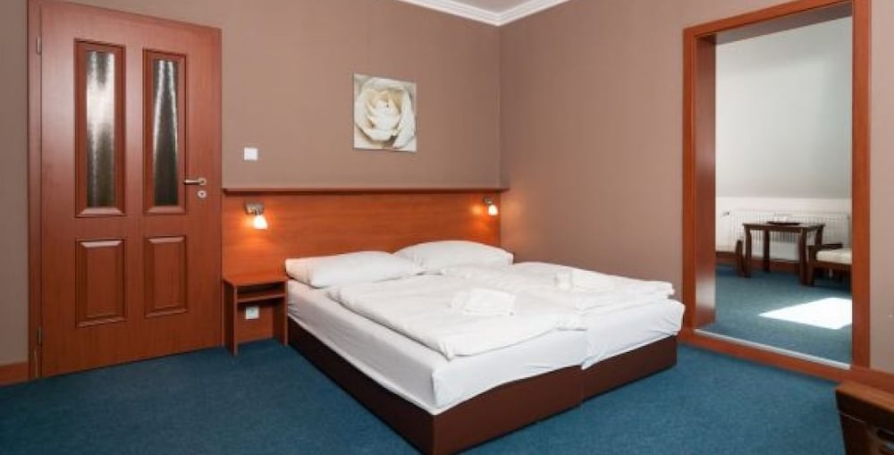 Superior Studio, 2 Bedrooms photo 2