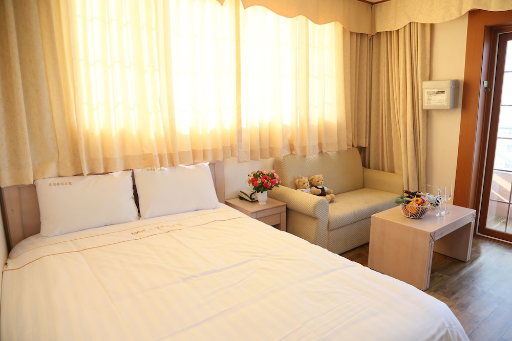 Standard Double Room (15PY, extra person fee over 3 people) photo 3