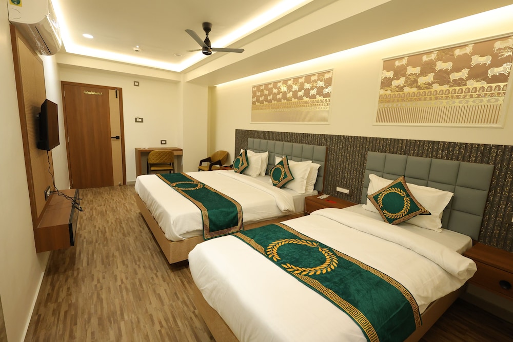 Super Deluxe Room with City View