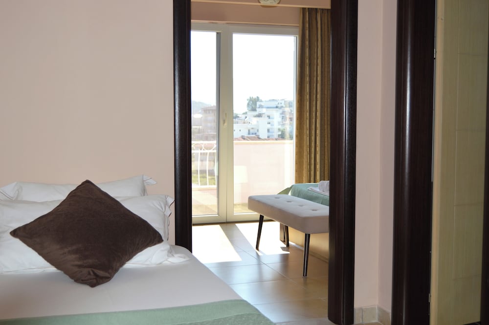 Comfort Apartment, Balcony, Garden View