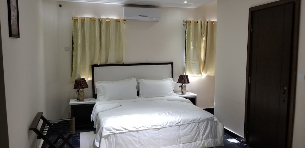 Deluxe Apartment, 2 Bedrooms photo 2