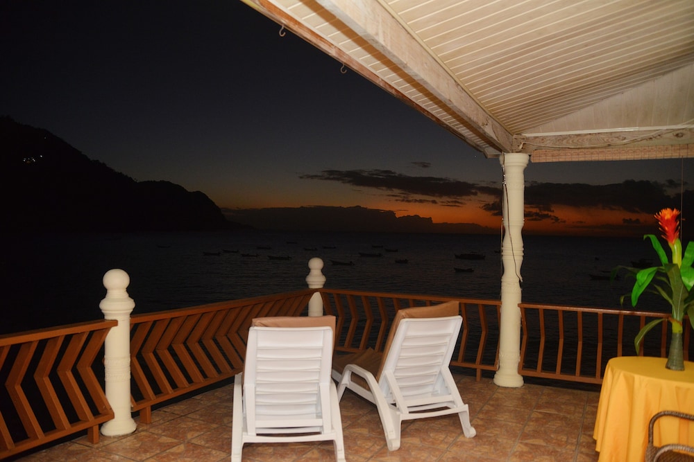 Deluxe Apartment, 2 Bedrooms, Balcony, Ocean View photo 1