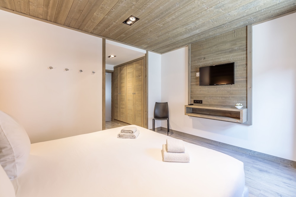 Chambre Supérieure Double ou avec lits jumeaux