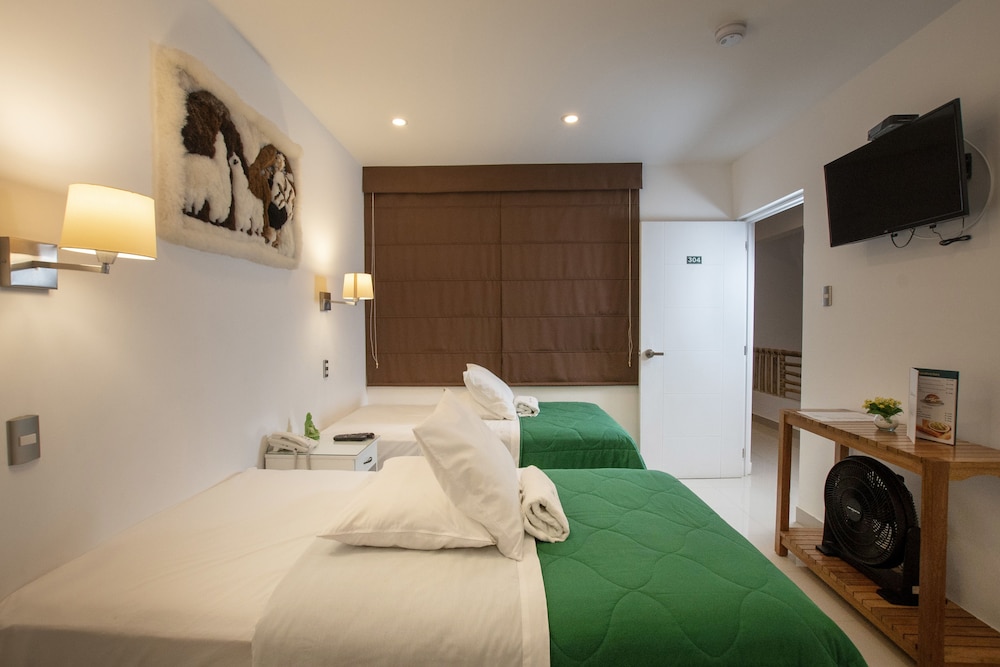 Triple Room, 1 Bedroom, Private Bathroom photo 3