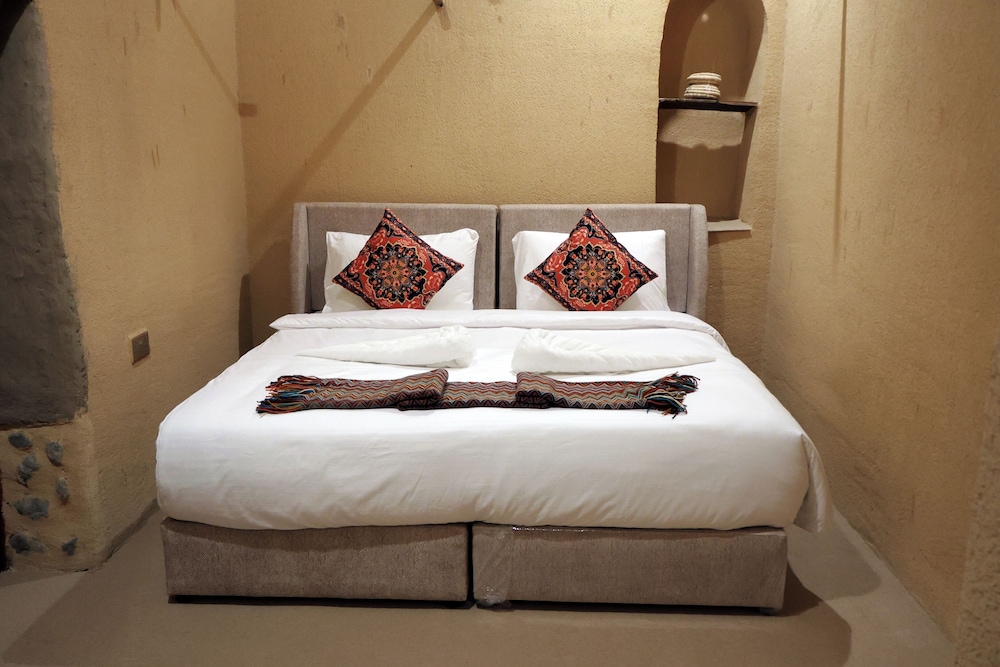 Deluxe Room, City View
