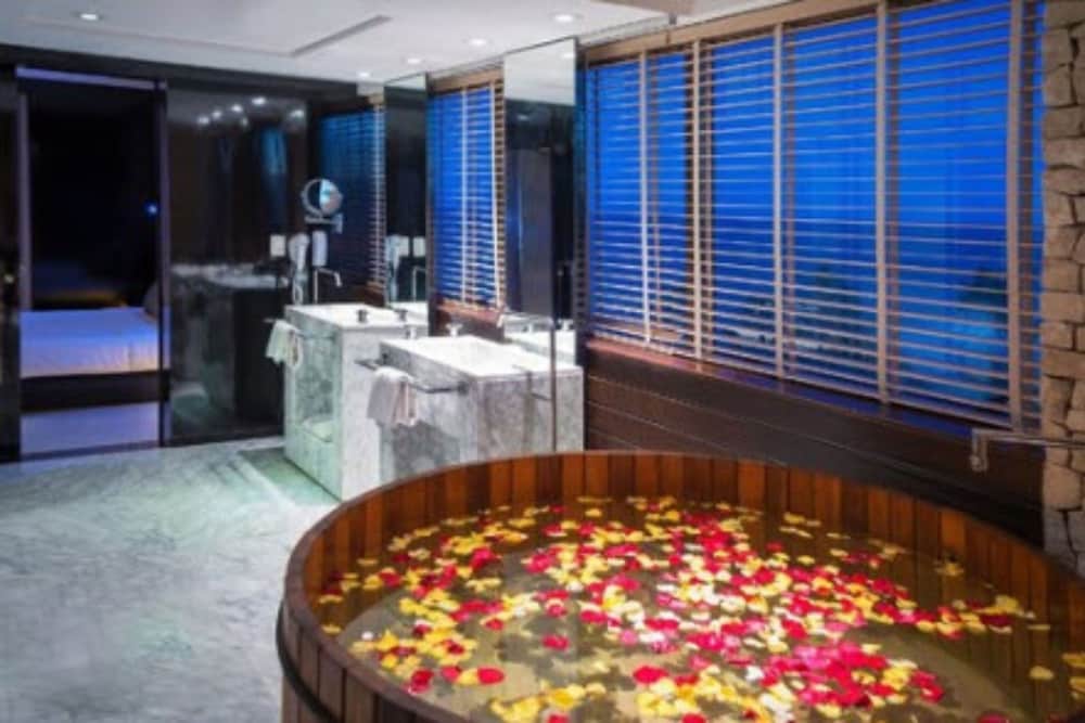 Eco Floor Suite thumbnail 5