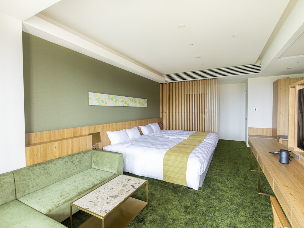 Basic Suite - Photo 6