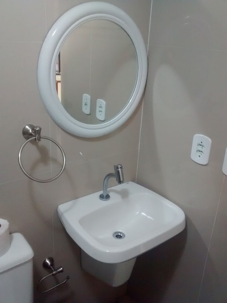 Room, Partial Sea View