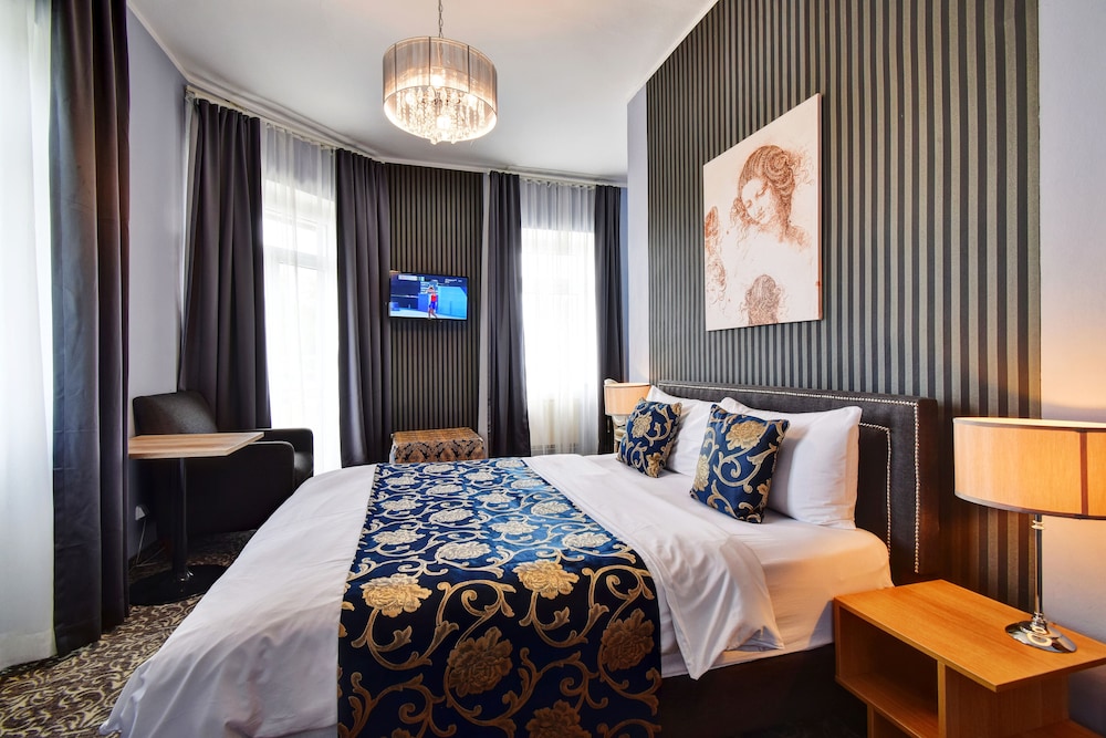 Superior Double Room Single Use photo 1