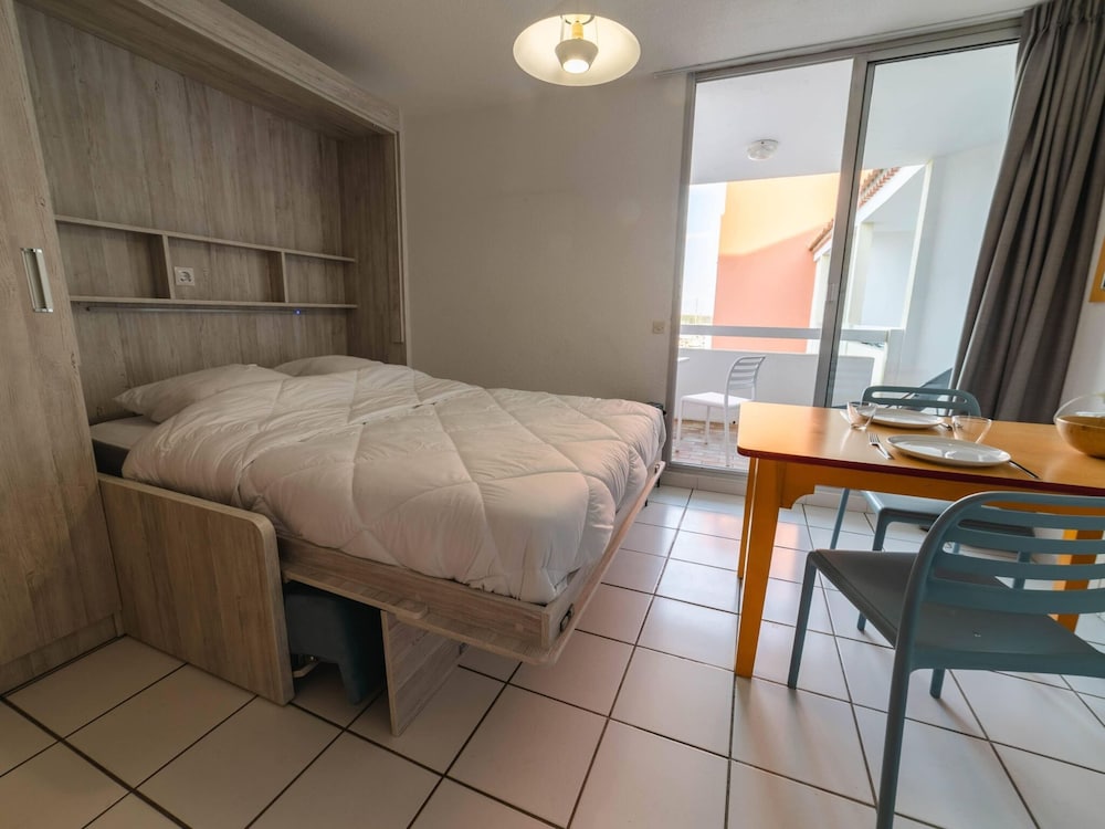 Apartment photo 3