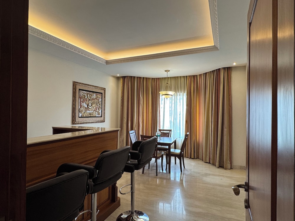 Presidential Room photo 3