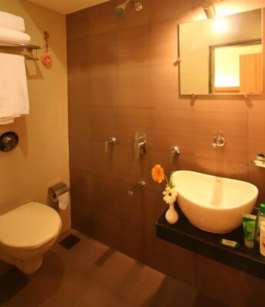Business Room photo 3