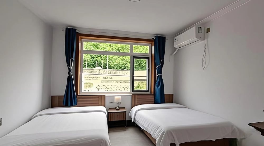 Economy Double Room photo 1