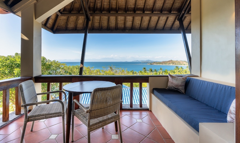 Deluxe Residence with Ocean View - Photo 5