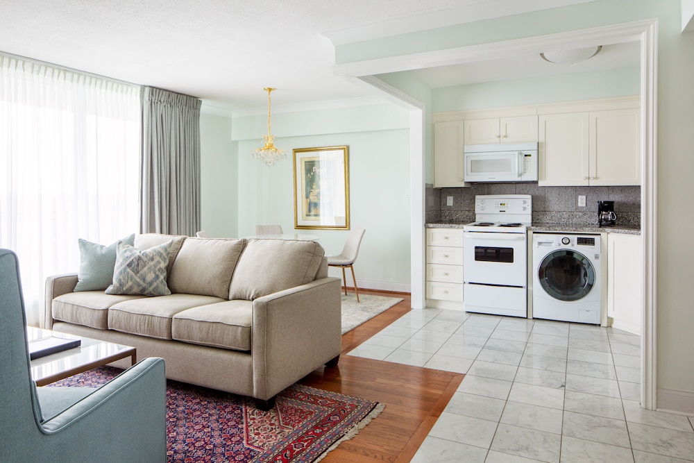 2 Bedroom Residence Suite - Photo 6