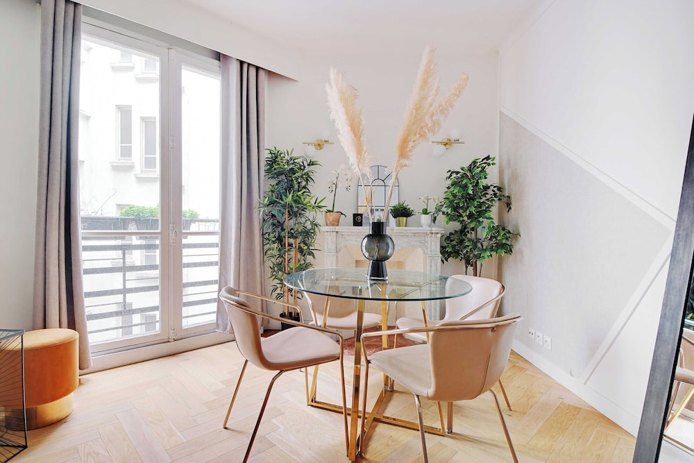 Apartment photo 3