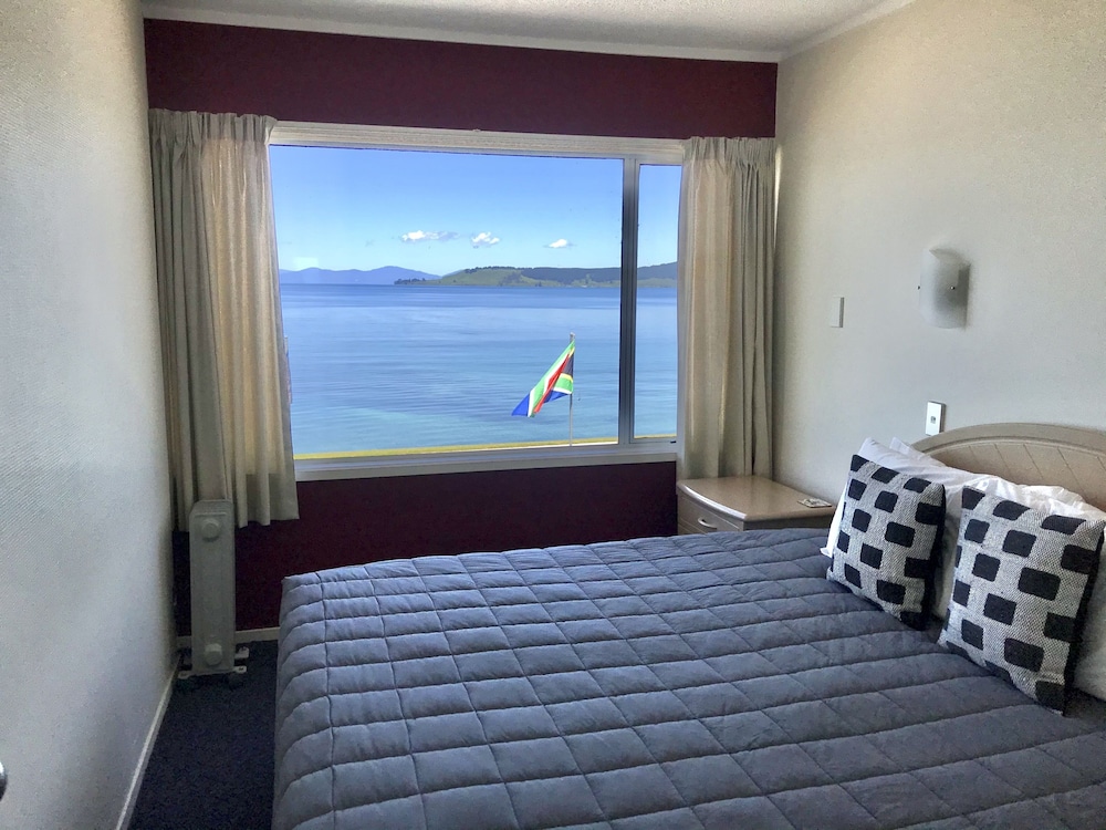 Deluxe Apartment, Lake View photo 2