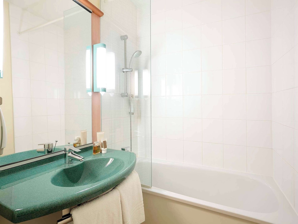 Standard Room, 1 Double Bed - Photo 2