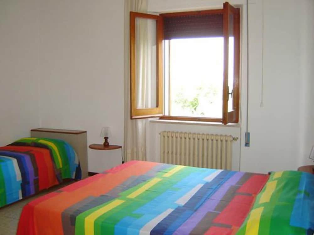 Triple Room, Private Bathroom (External) photo 1