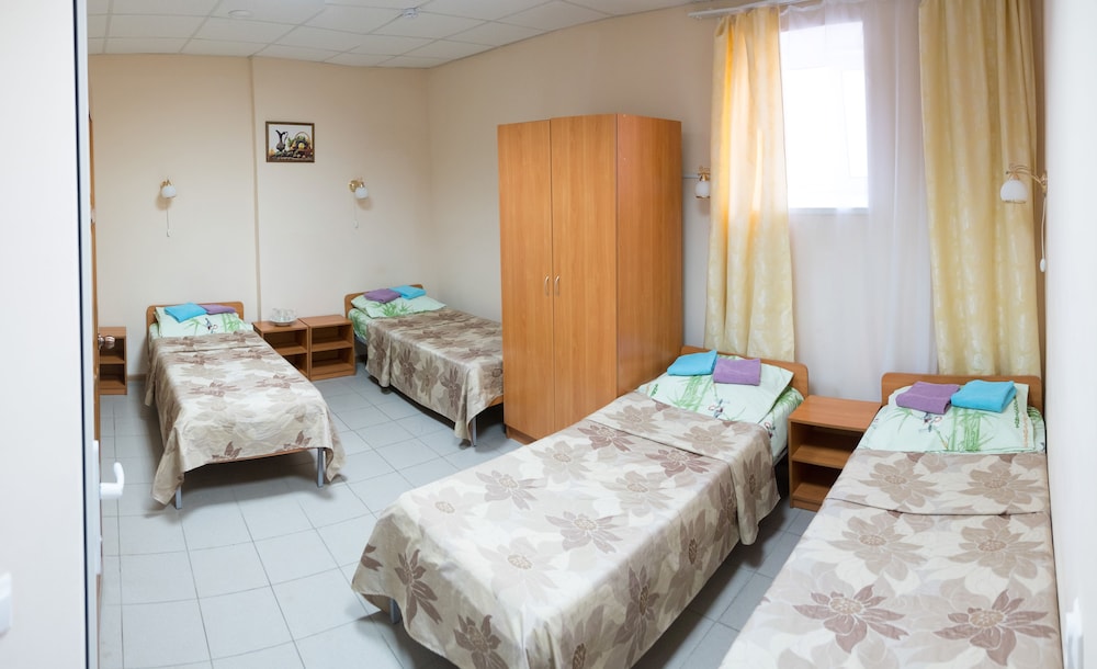 Room, Multiple Beds photo 1