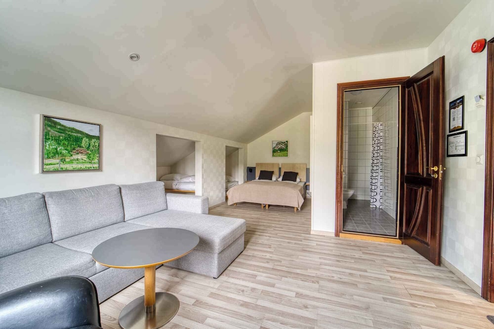 Junior Quadruple Room photo 1