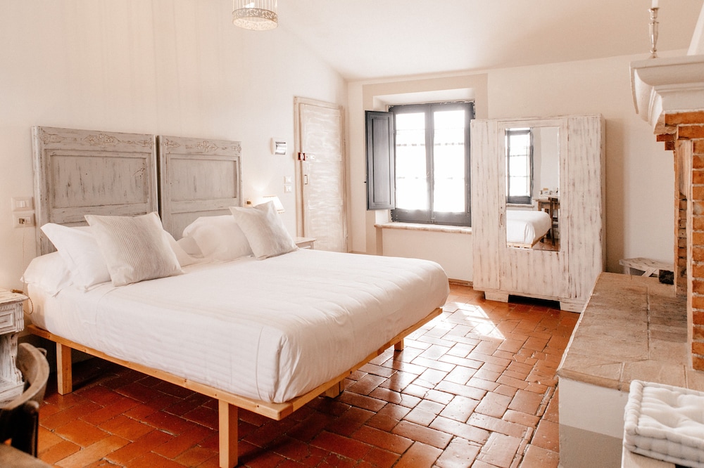 Grand Deluxe, view photo 2