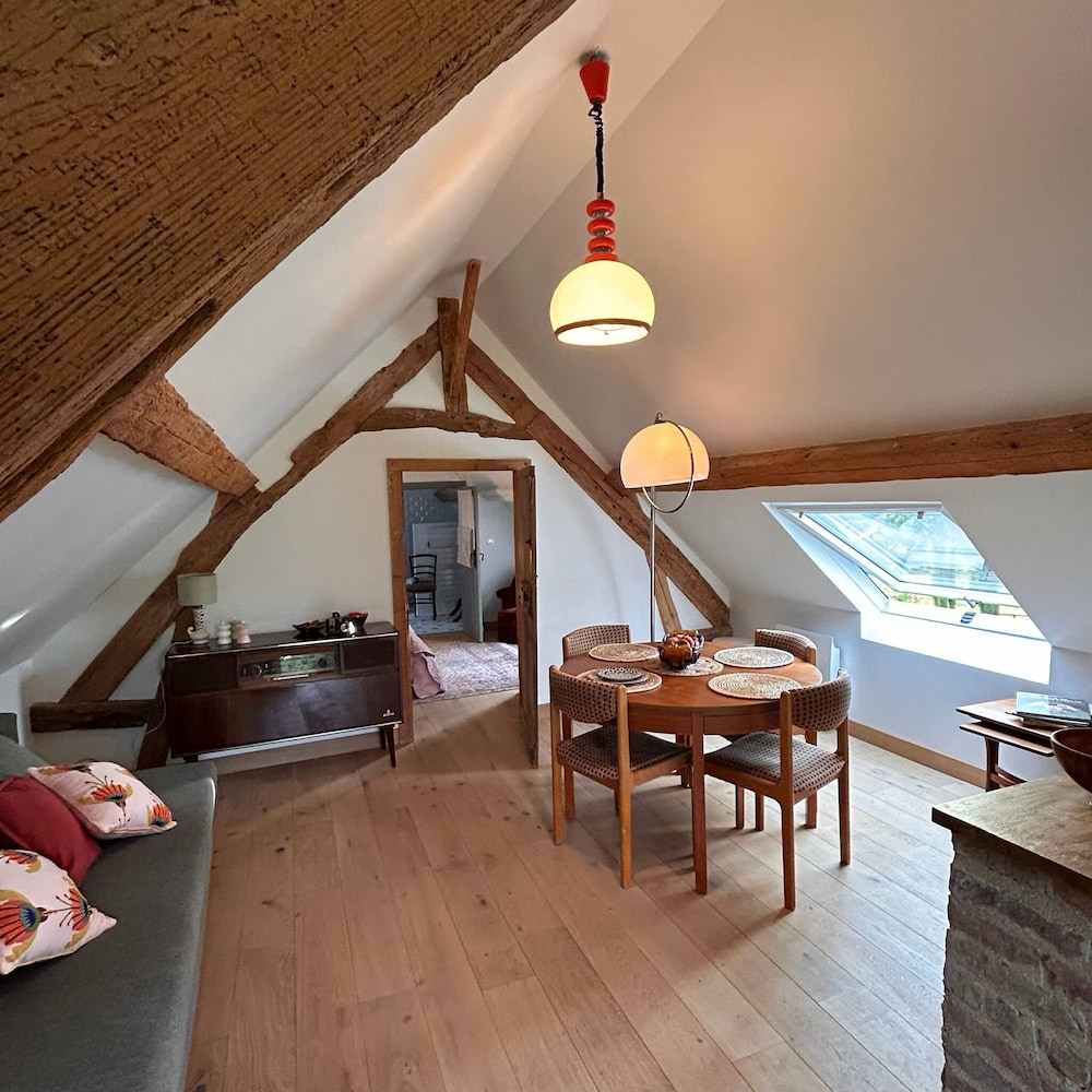 Deluxe Apartment, Valley View, Annex Building