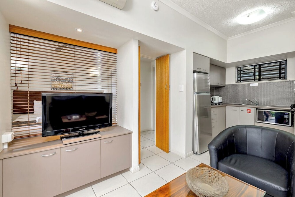 Standard Apartment, 1 Bedroom - Non Serviced - Photo 1