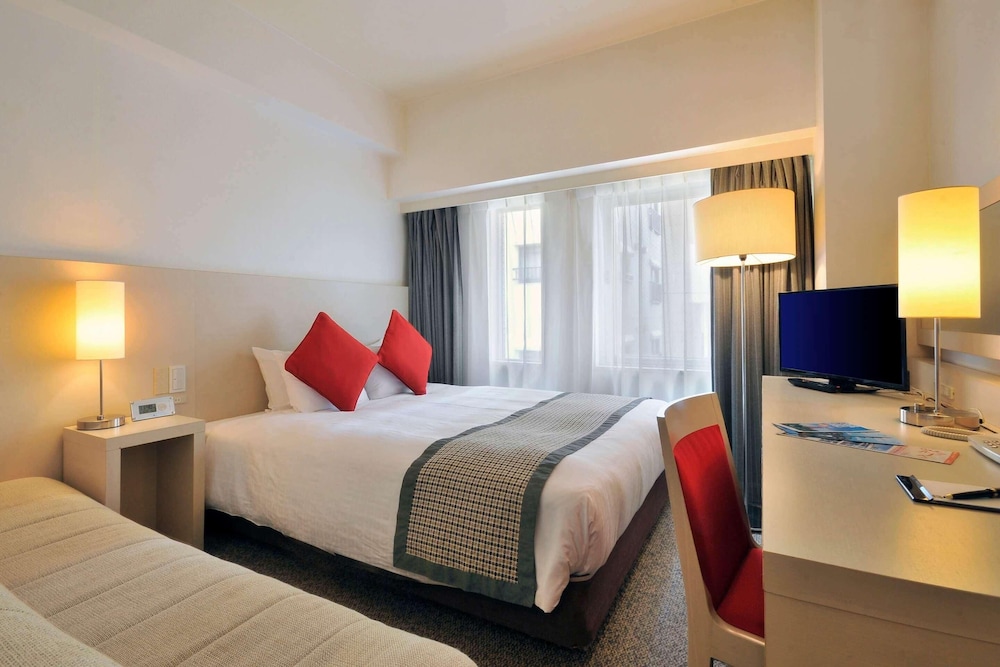 Executive Double Room with One Double Bed and 2 Adults Occupancy (Smoking) photo 3