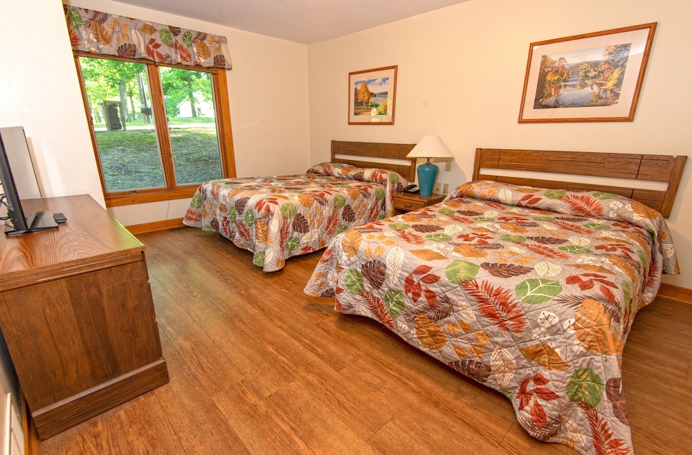 Cottage, 2 Bedrooms (No Pets Allowed) photo 1