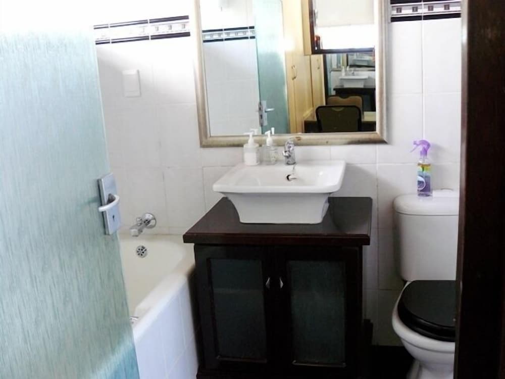 ROOM 1 Luxury - Photo 8