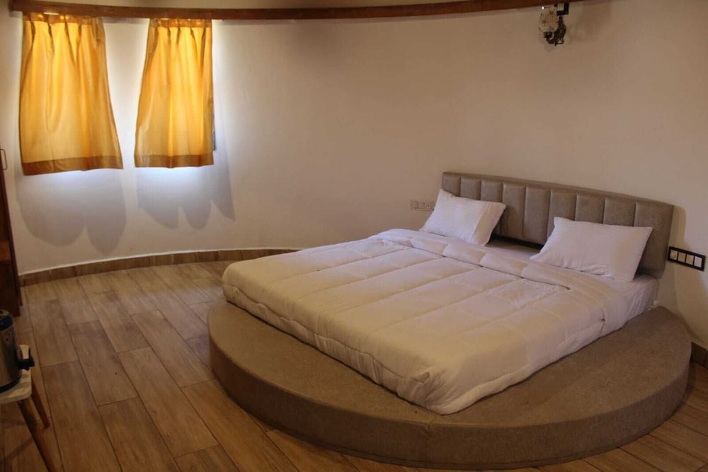 Executive Room photo 2