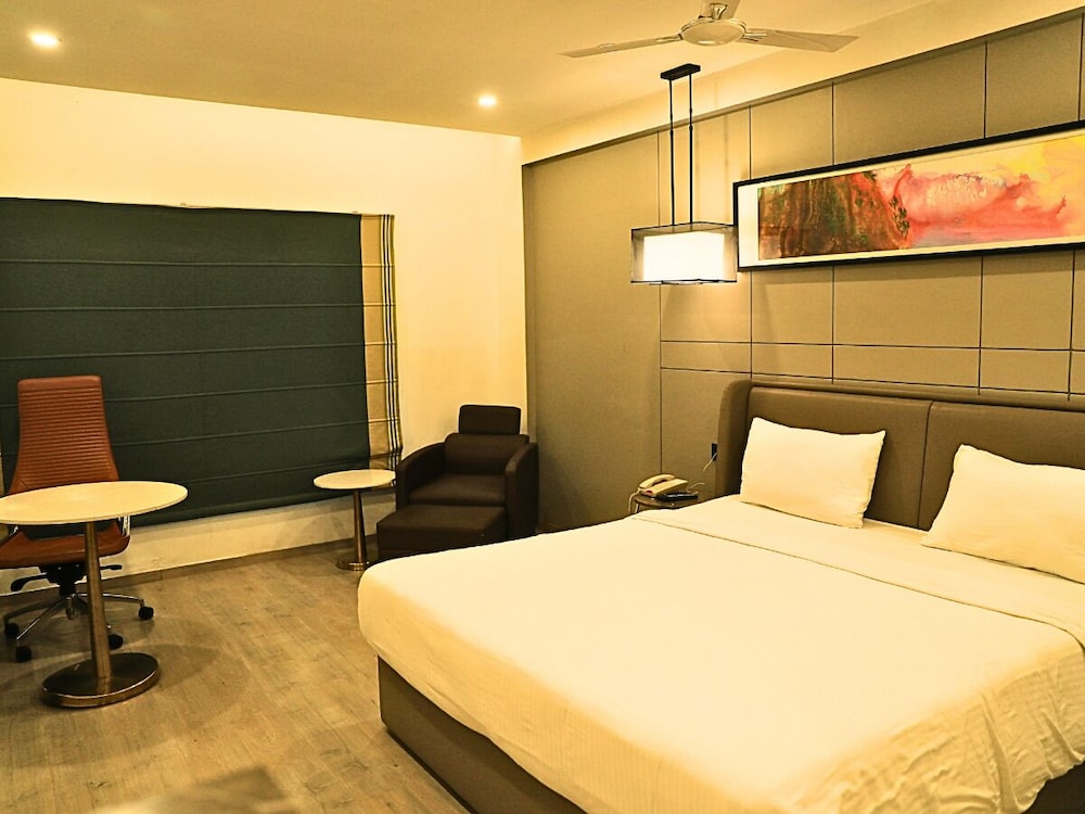 Deluxe Double or Twin Room - Photo 1